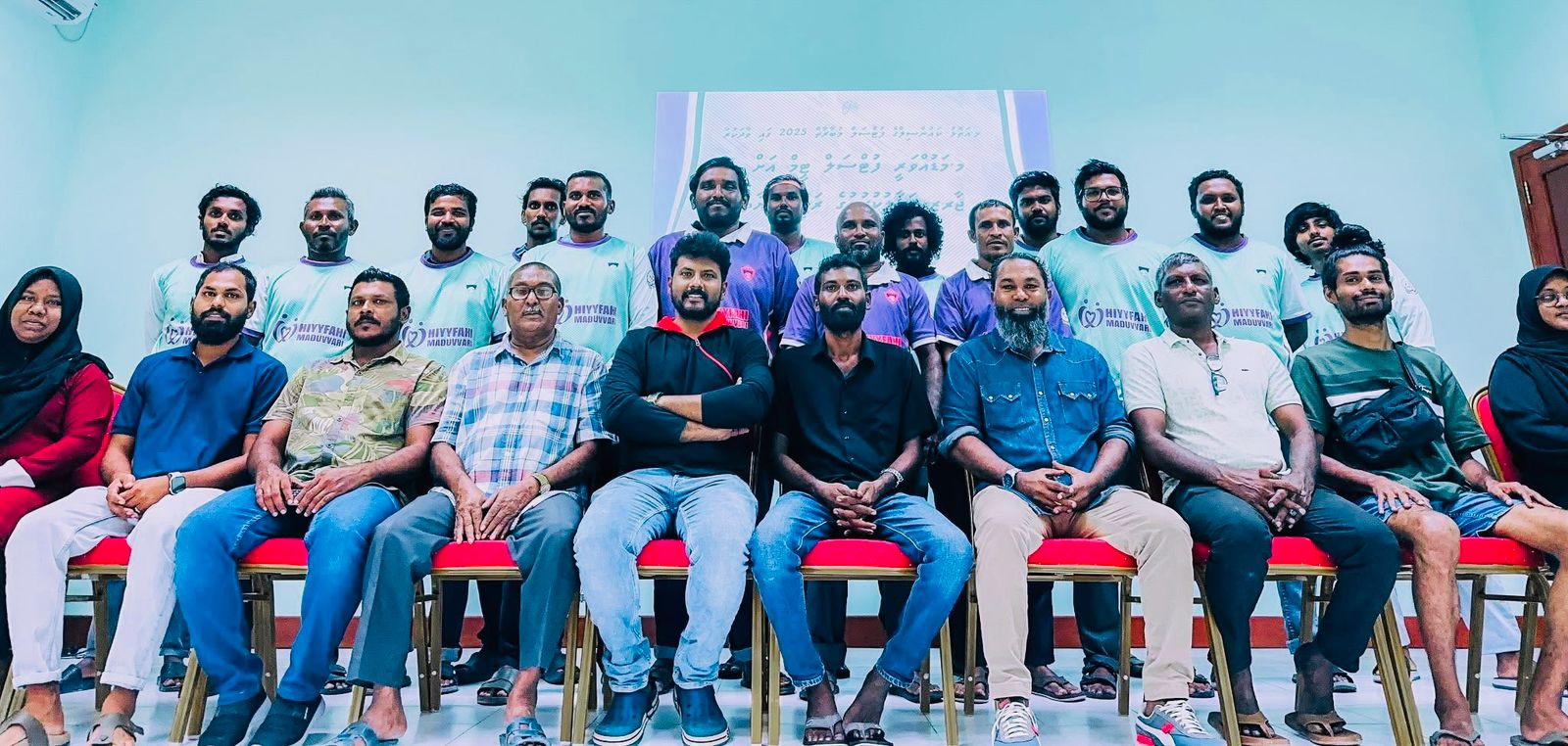 މުލަކަތޮޅު އަތޮޅު ކައުންސިލްގެ ފުރަތަމަ ފުޓްސަލް މުބާރާތުގައި ވާދަކުރާ މ. މަޑުއްވަރީ ކައުންސިލްގެ ފަރާތުން ވާދަކުރާ ފުޓްސަލް ޓީމްއަށް ޖޯރޒީ ޙަވާލުކުރުމުގެ ރަސްމިއްޔާތު