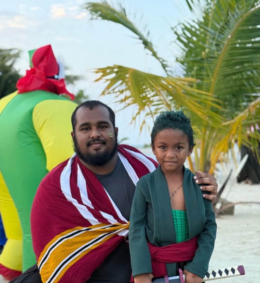 2026 ވަނަ އަހަރުގެ ކުޑަކުދިންގެ ދުވަސް ފާހަގަކުރުމަށް ދިވެހިރާއްޖޭގެ ޤައުމީ ޔުނިވަރސިޓީގެ (ފެސް) ފެކަލްޓީ އޮފް އެޑިއުކޭޝަންގެ ސްޓޫޑެންޓް އެސޯސިއޭޝަންއާއެކު ކުރިޔަށްގެންދެވުނު "އާދޭ ކޮއްކޮމެން" ގެ ކުޑަކުދިންގެ ހަވީރު